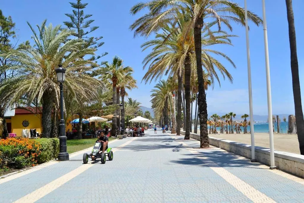 1138: Front Line 2 Bed Apt At San Pedro Beach ماربيا 0*,  إسبانيا